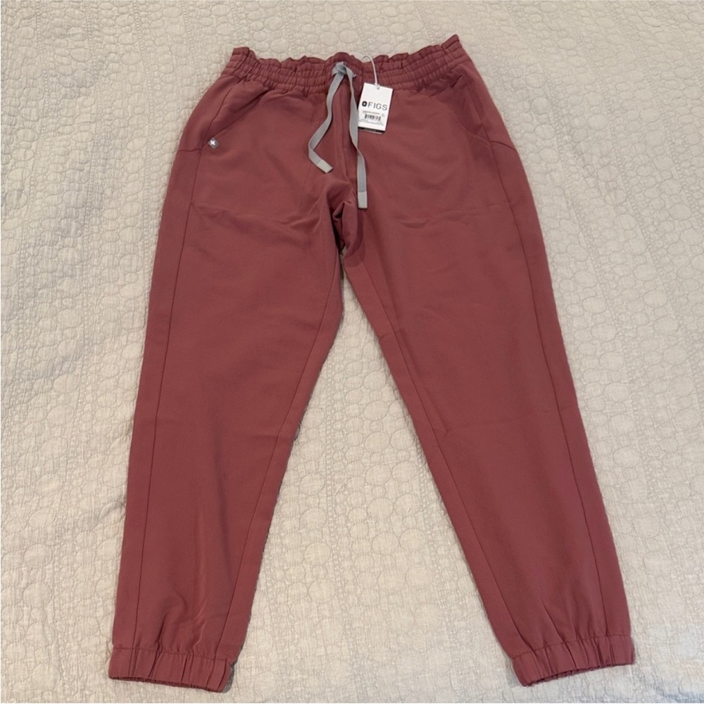 MATCHING SET Figs Oran top and Regina joggers - Mauve - Picture 3 of 11